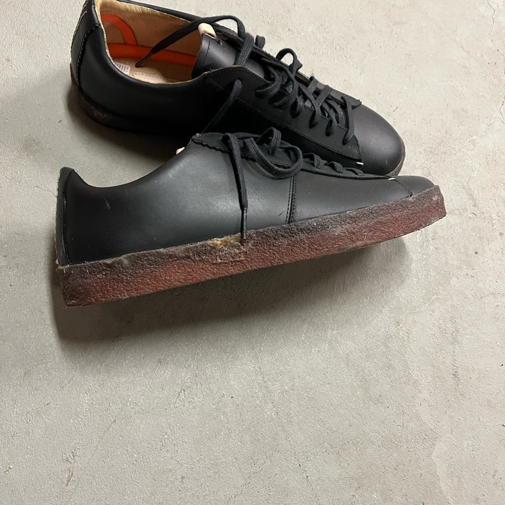 Mens shoes